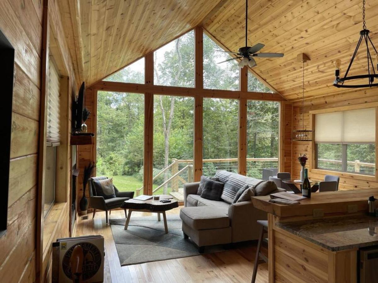 Fern Haven A Modern Take On Hocking Hills Cabins Stella Exteriör bild