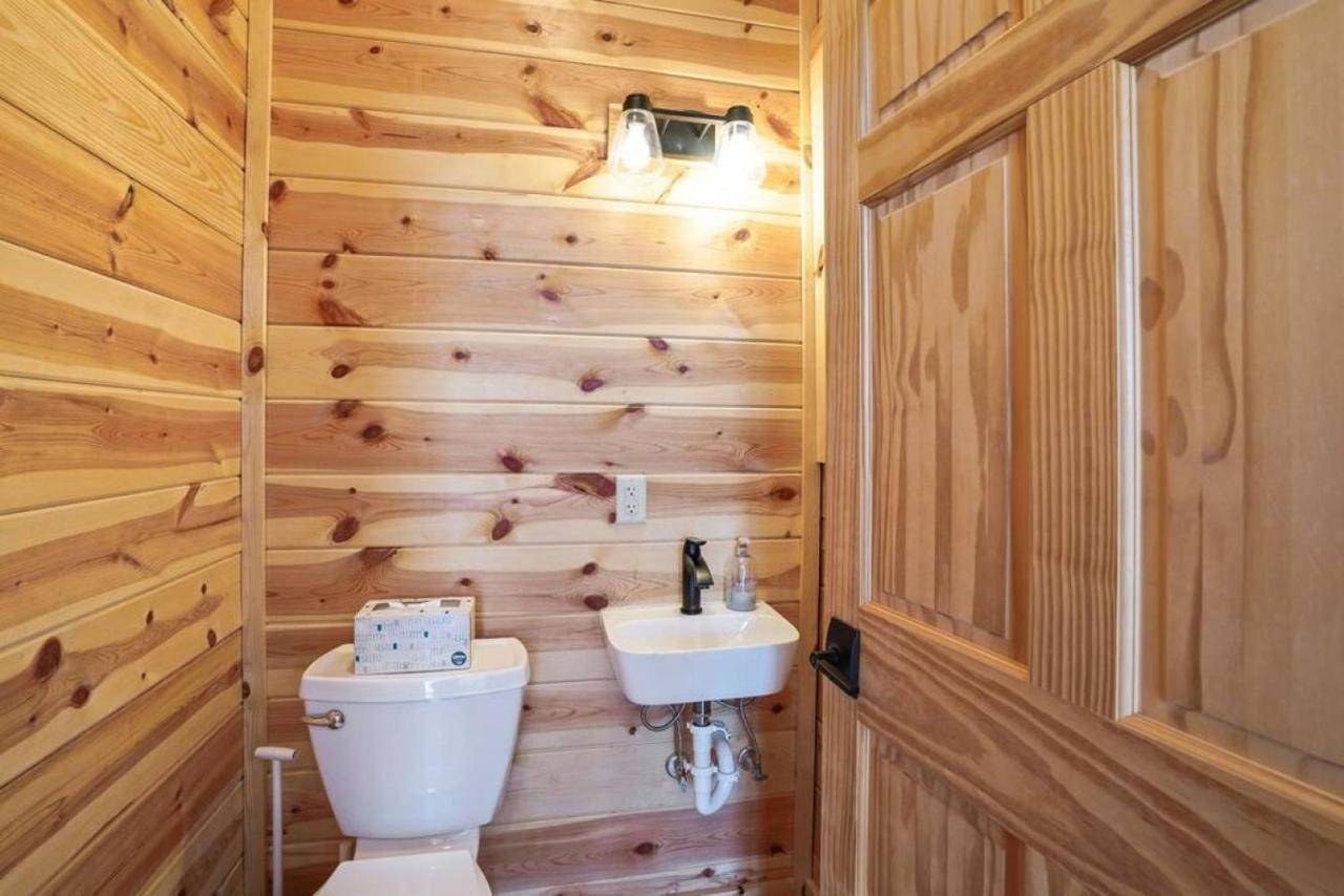 Fern Haven A Modern Take On Hocking Hills Cabins Stella Exteriör bild