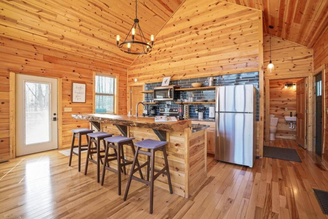 Fern Haven A Modern Take On Hocking Hills Cabins Stella Exteriör bild